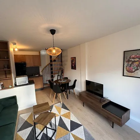 Lumineux Et Moderne Proche Gare Lejlighed